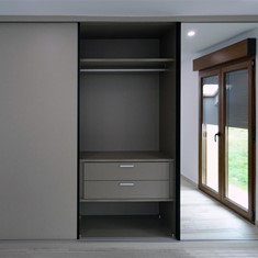 ARMARIO 3 PUERTAS