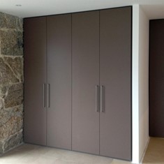 MODELO 4 PUERTAS