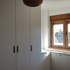 MODELO 4 PUERTAS