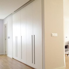 MODELO 5 PUERTAS