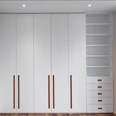 MODELO 5 PUERTAS