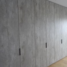 MODELO 7 PUERTAS