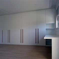 MODELO 8 PUERTAS