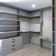 VESTIDOR SEMICAJAS
